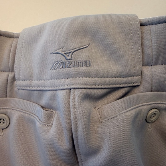 Mizuno Gray Baseball pants with Blue Trim! Youth small! New with tags - Picture 3 of 6